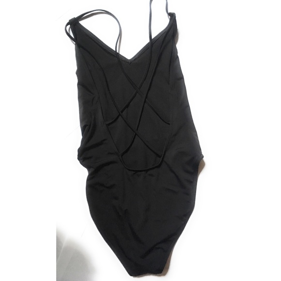 NWOT- Cross-back high leg swimsuit - Picture 6 of 6